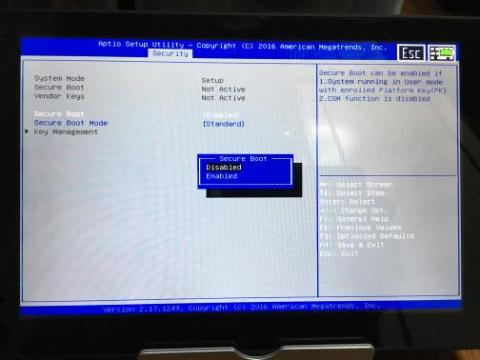 セキュアブートは無効化しておこう