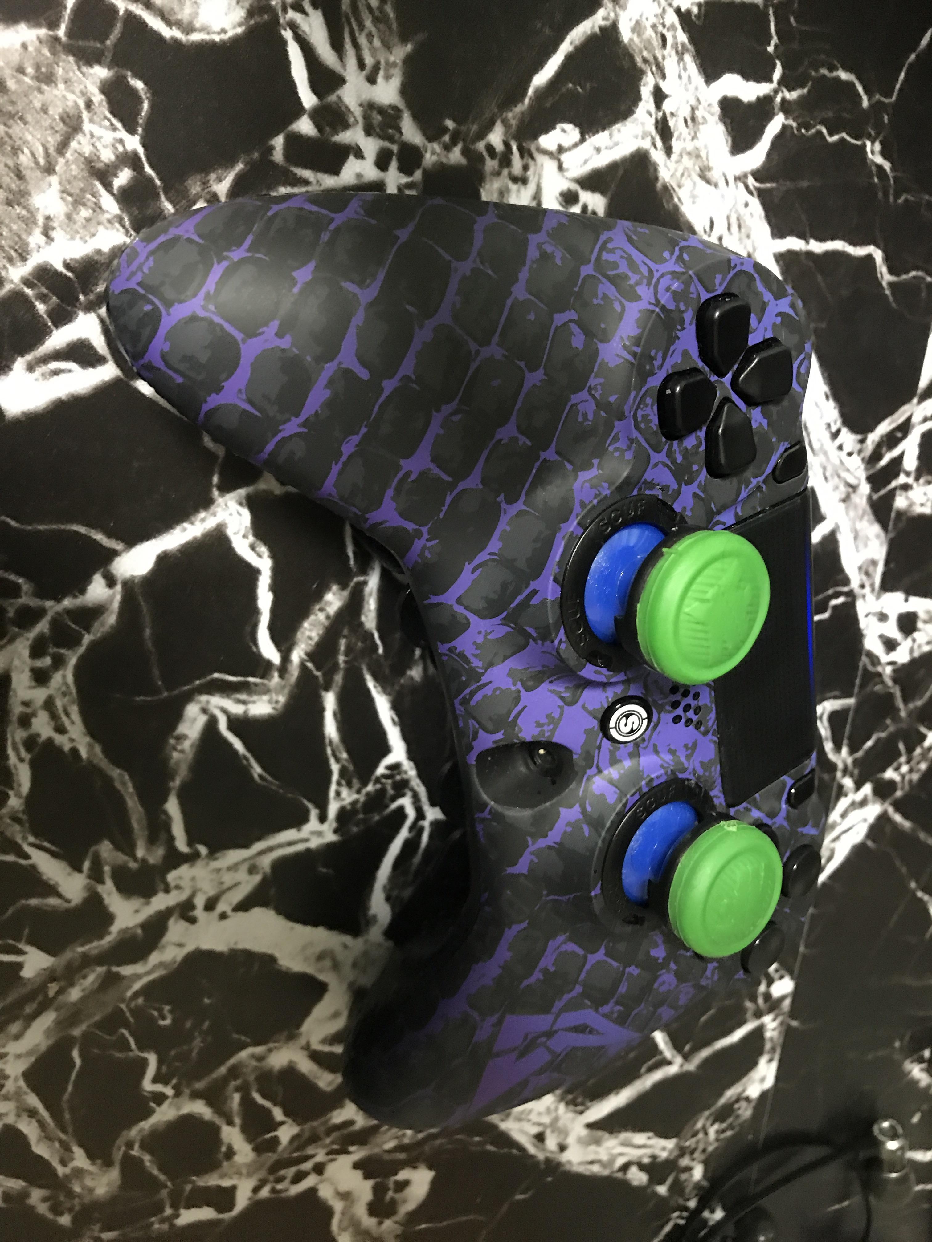 海外のプレイヤーも愛用する理由は手にすれば分かる スカフ Scuf Impact Visca Barca Emr付 トリガーシステム機能付 ミリタリーグレードグリップ プロゲーマー仕様スティック Ps4対応コントローラー 並行輸入品 のレビュー ジグソー レビューメディア