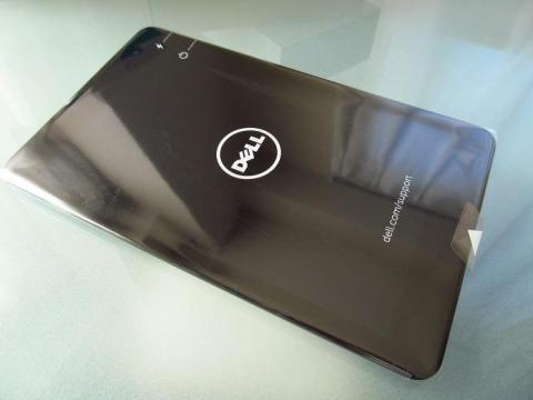 ボディカラーはブラック