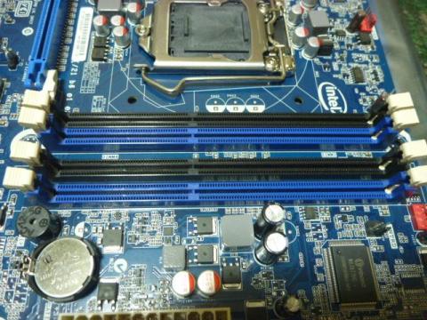 メモリスロット