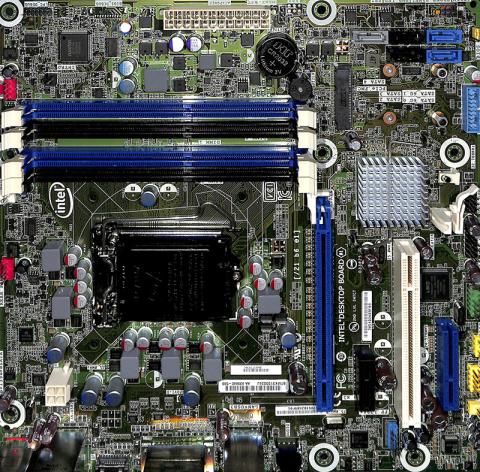 バックパネルがセンサーから遠い