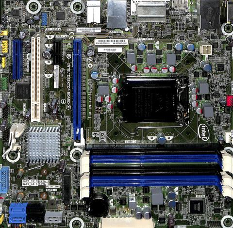 バックパネルがセンサーから近い