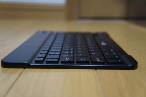 思わず置き換えたくなる、薄くて軽いキーボードです。 - iClever® IC-BK04 Bluetooth3.0 ワイヤレスキーボード 無線