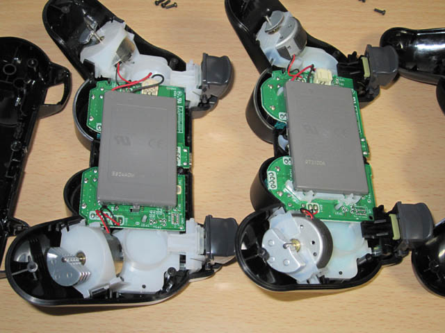何時の間にかマイナーチェンジしていたと思ったら同じでした ワイヤレスコントローラ Dualshock3 ブラックのレビュー ジグソー レビューメディア