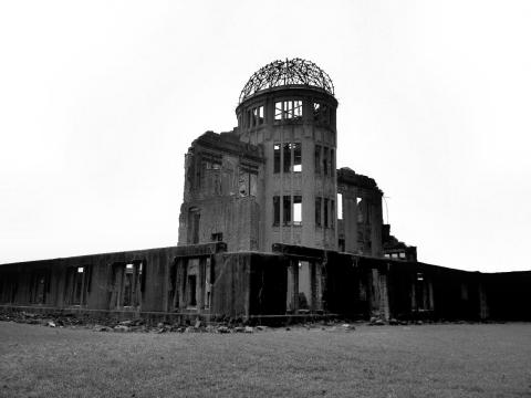 原爆ドーム・古い感じ