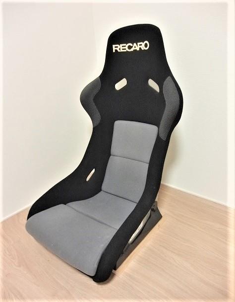 Recaro製フルバケット日本仕様 Recaro Sp Gnのレビュー ジグソー レビューメディア