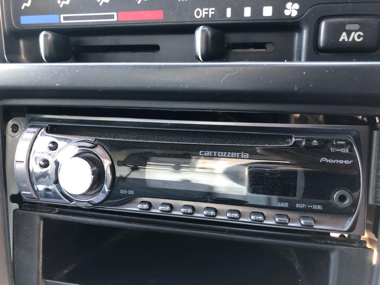 パイオニア CD/チューナー・WMA/MP3/WAV対応メインユニット DEH-360 カーAV | メディア フォーマット対応 | DEH-360