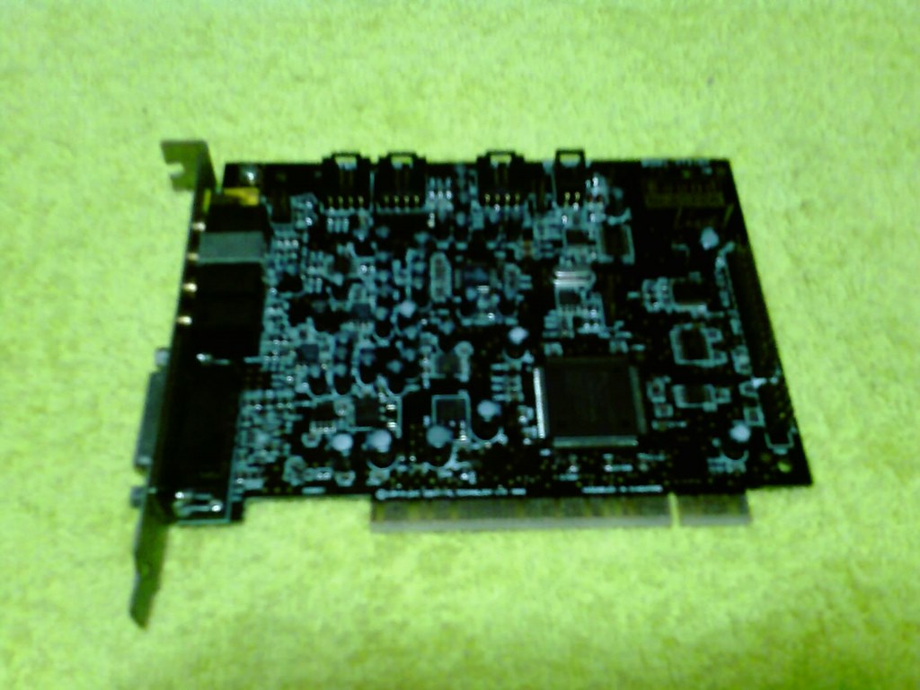 2代目SoundBlaster Live! Sound Blaster Live! XGamer (CT4760)のレビュー ジグソー レビューメディア