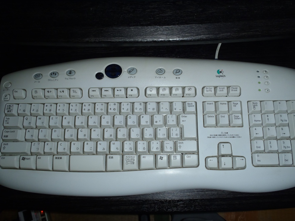 8年ぐらい利用してます - Logitech Access Keyboardのレビュー | ジグソー | レビューメディア
