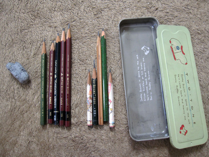 鉛筆はユニとトンボ鉛筆が好き デッサン用鉛筆セット 三菱鉛筆 Uni トンボ鉛筆他 のレビュー ジグソー レビューメディア