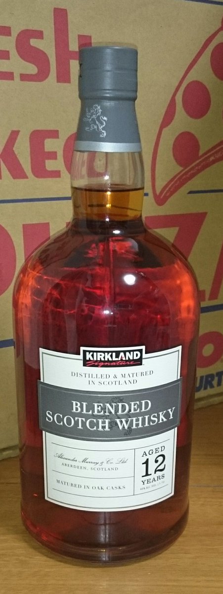中々減らない1 75リットルウイスキー Kirkland Signature Blended Scotch Whisky Aged 12 Years Matured In Oak Casksのレビュー ジグソー レビューメディア