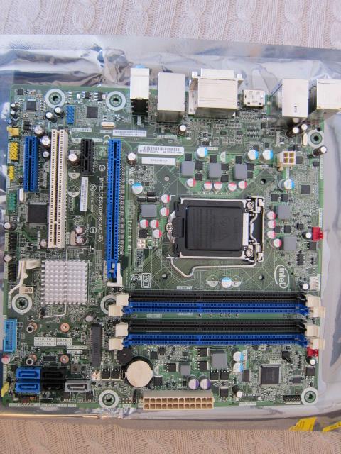 信頼のｉｎｔｅｌ製 Q７７は面白い Intel マザーボード Q77 Expressチップセット Lga1155 Boxdq77mk Micro Atx のレビュー ジグソー レビューメディア