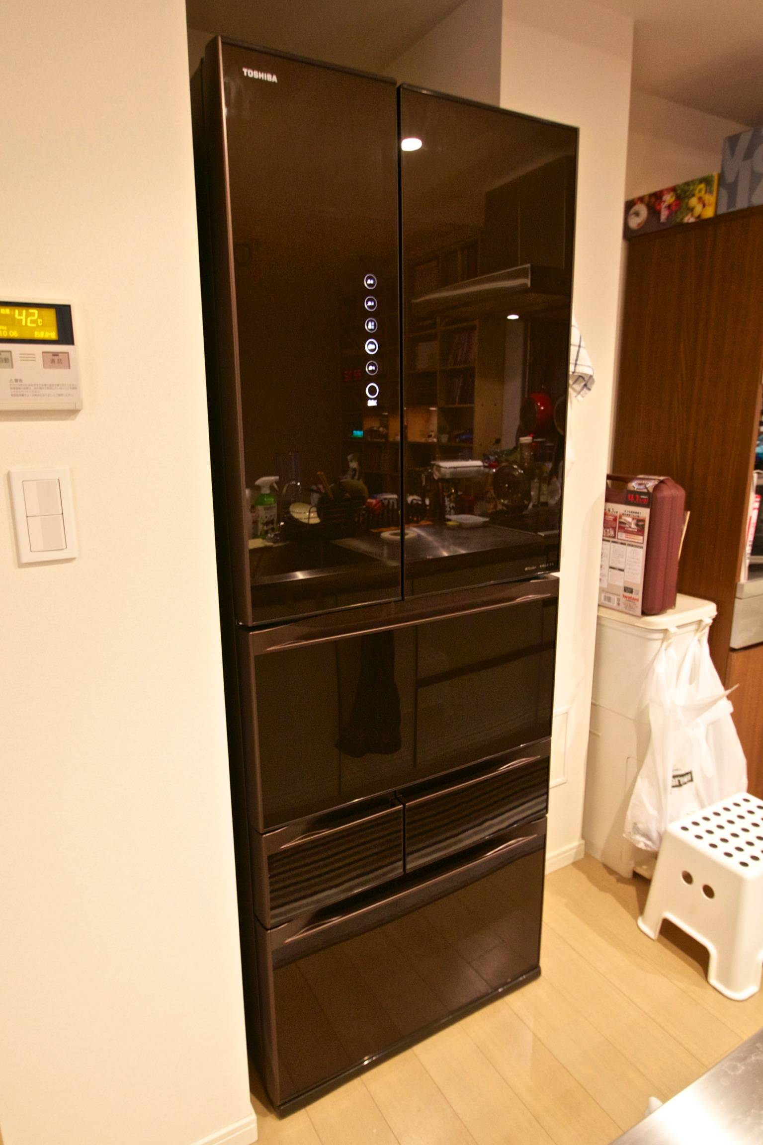 満足してます(*´ｪ`*) - 東芝 510L 6ドア冷蔵庫（クリアブラウン 