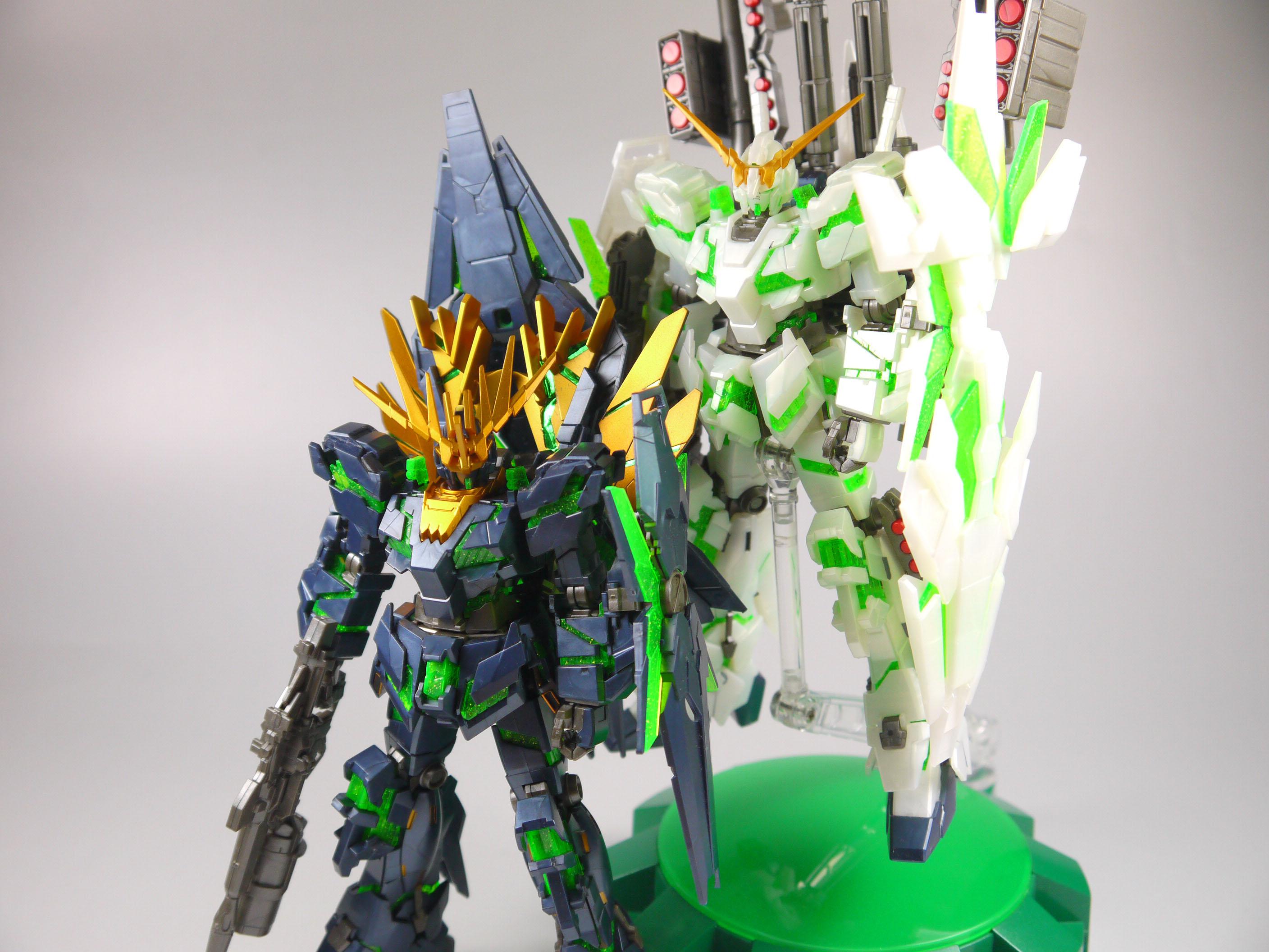 ブラックライトで真価を発揮するガンプラ ガンダムフロント東京限定 Hguc 1 144 ユニコーンガンダム1号機 2号機ver Gft Strikes Odaiba Set のレビュー ジグソー レビューメディア