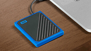 衝撃に強く耐久性抜群! WDのコンパクトSSD「My Passport Go」