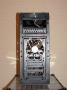 フロントパネルを外した状態