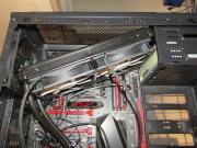 ラジエターが干渉