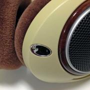 交換可能なケーブルの差込口