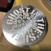 実はARISEのIはCDだと穴なので見えてません