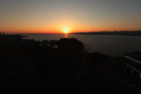 EOS5D MarkⅣ f8.0 ss1/250 -1補正 AVモード