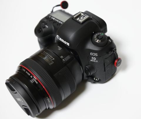 5DM4+EF85mm