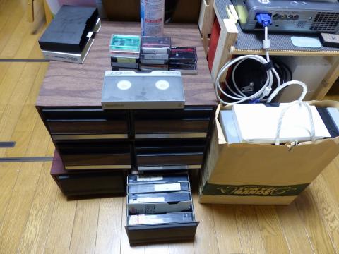 今回デジタル化する予定のVHS他