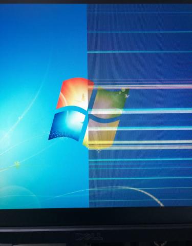 半分液晶不具合