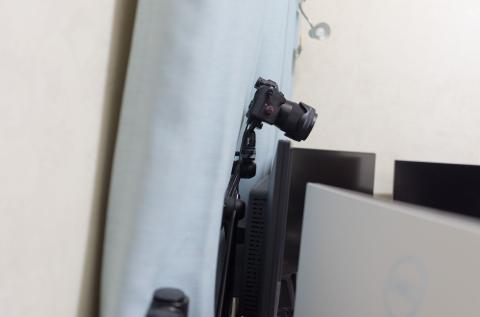 アームを調整しDSLR位置を設定