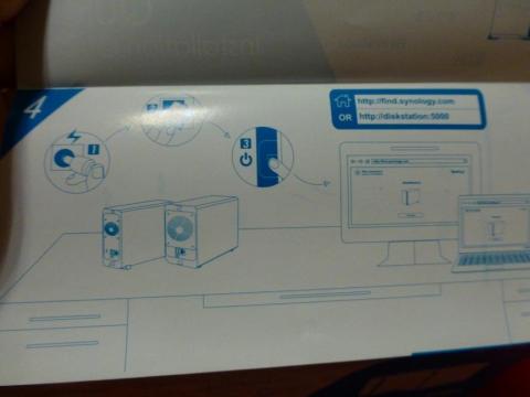 ・電源さしてLanつないで電源オン