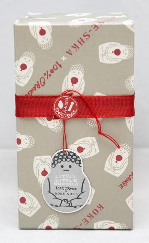 こんな入れ物&タグが付いてます