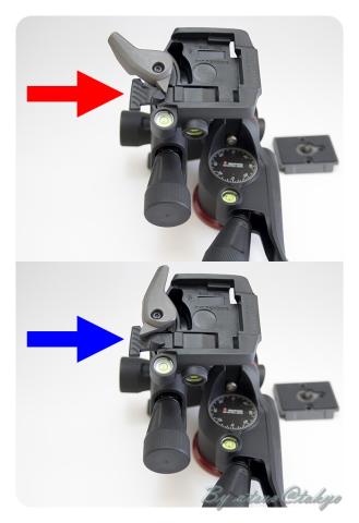 上:ロック解除時、下:ロック時