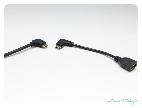 左が本品のミニHDMI端子