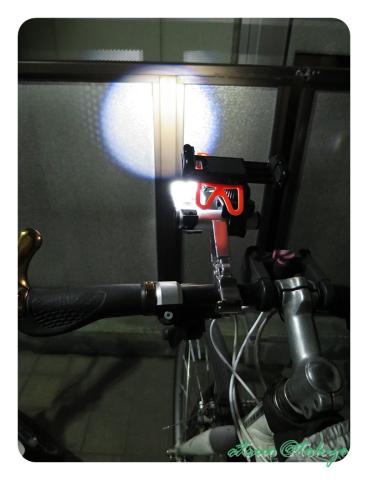 息子の自転車に取付けたところ