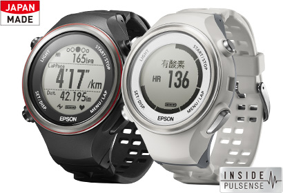 Dボタン(右下)の形状が他と違う_メーカーWEBより