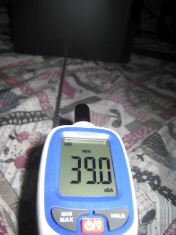 39.0dBA ! さらに0.2dBA下がって暗騒音+0.4dBAに!