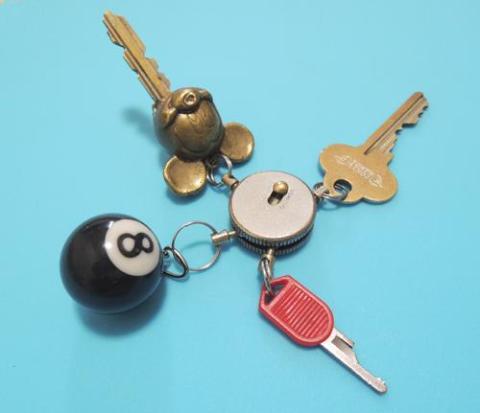 キーホルダーにつけてみました。