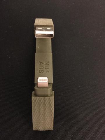 NuAns BANDWIRE Lightningケーブル