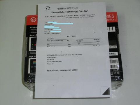 Thermaltakeから贈られてきた