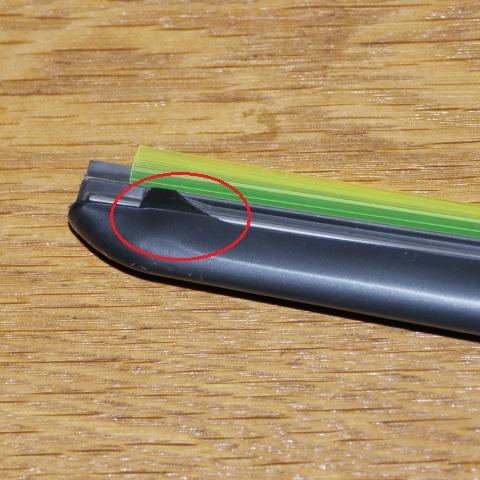 赤丸の部分が欠けました