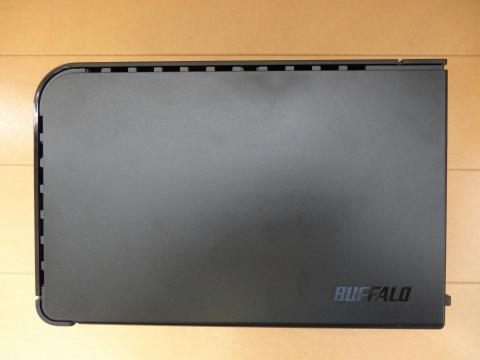 HDCA-UT1.0KBの上に乗せています。大きさはほぼ同等。