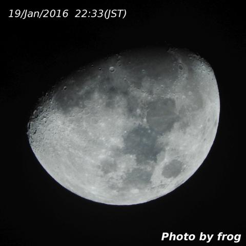 コンデジで月撮影