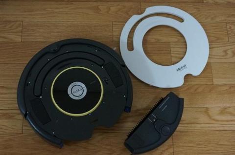 フェースプレートとダストボックスを外した状態