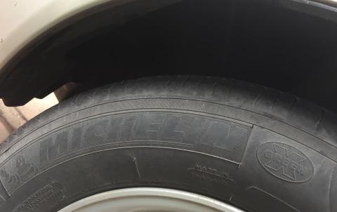 ▲交換直前の状態。かなり溝が薄くなっています。