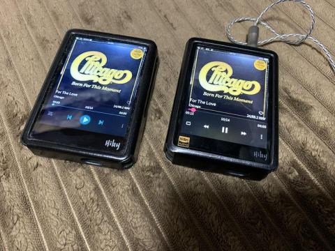 ▲左がR3で右がR3Pro Saber