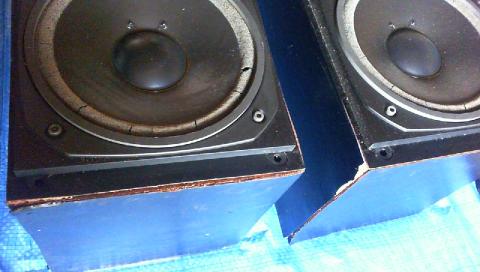 補修の必要なエッジと底部