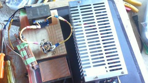 挿入するトランスと比べてみました