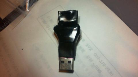 銅箔、アルミテープで2重シールドして熱収縮チューブを被せる