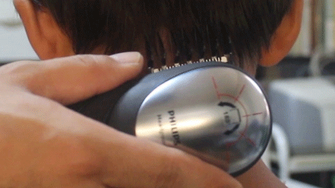 寒いので嫌がりました