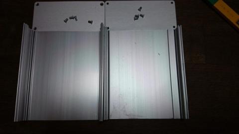 内側にもなかなか落ちない汚れと傷