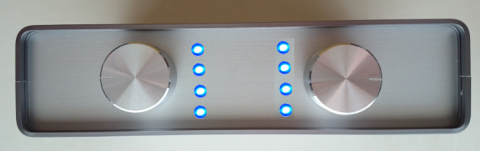 分かりにくいけど黒ベゼルが鬱陶しい